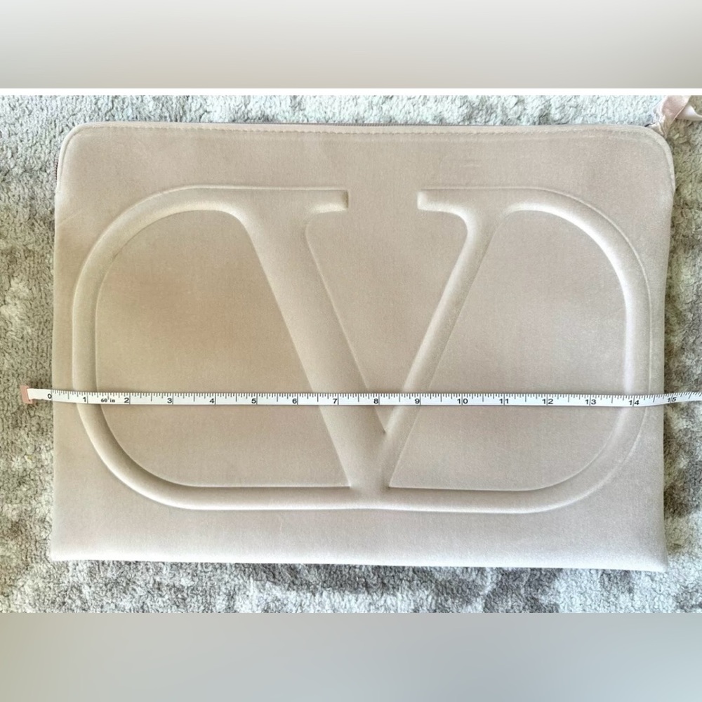 Valentino Beauty Laptop Velvet Pouch - Picture 5 of 7